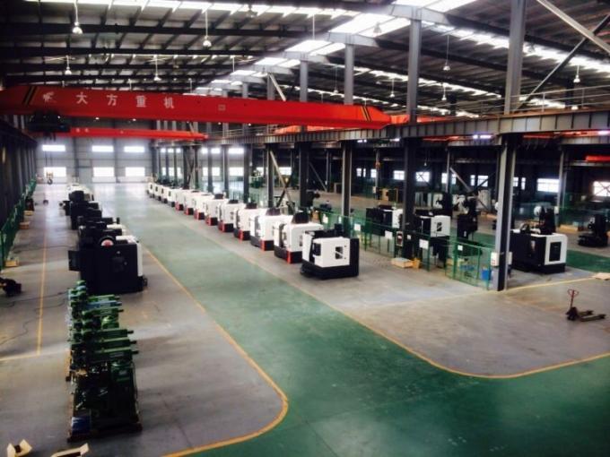 High Speed Precision Lathe Machine , Automated Lathe Machine 6 Hydraulic Chuck Power HTC4235