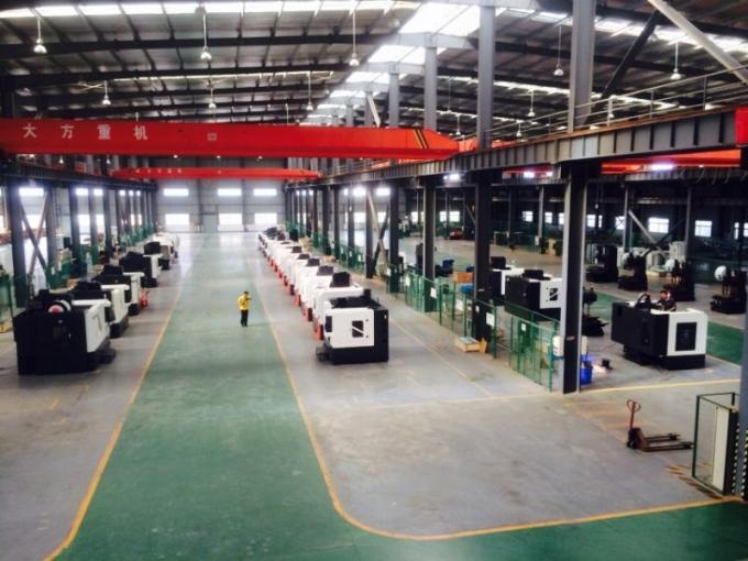 D8/250 Spindle Taper Horizontal CNC Lathe Machine 3 Grades Gear Speed Design